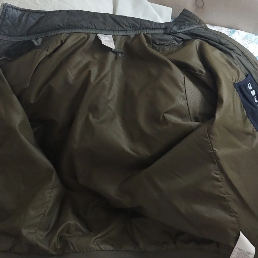 Nike Womens Olive Green Quilted Zip Up Jacket Sz M
